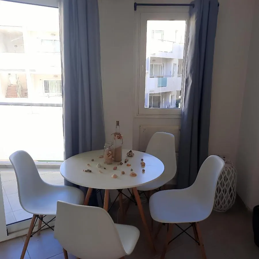 Sunset Suite 230, Corralejo Sun, Big Pool, Wifi Fiber, Central, Near Main Street And Beach 0*,  España